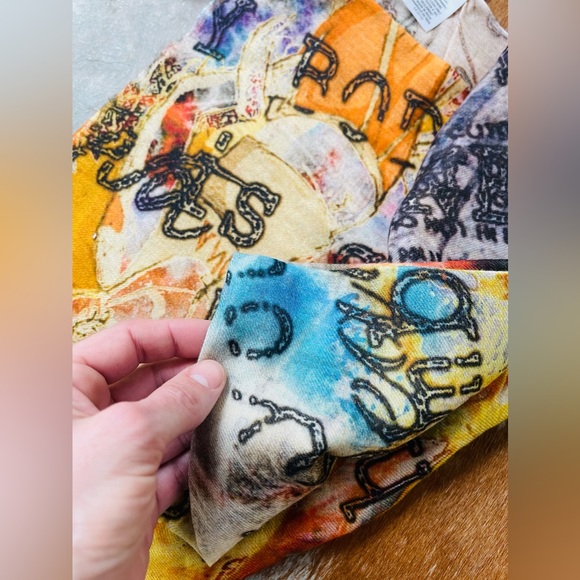 TILO Scarves Cashmere & Modal blend! Never worn. News Print design. Great gift! - Picture 4 of 11